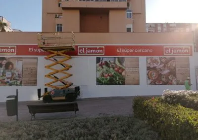 Galería de trabajos de rótulos luminosos. Sevilla LEDS rótulos e iluminación. Rótulos luminosos, Iluminación LEDS, Mantenimiento de rótulos.
