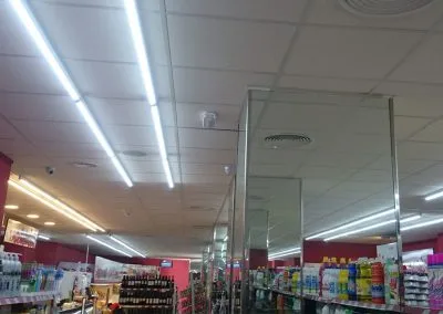 Galería de trabajos de iluminación LED. Sevilla LEDS rótulos e iluminación. Rótulos luminosos, Iluminación LEDS, Mantenimiento de rótulos.