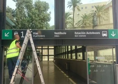 Galería de trabajos de Rótulos luminosos. Impresión digital. Sevilla LEDS rótulos e iluminación.