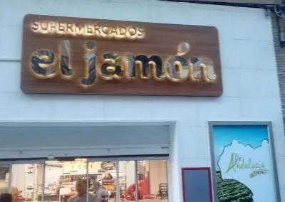 Galería de trabajos de Rótulos luminosos. Letras corpóreas. Sevilla LEDS rótulos e iluminación.
