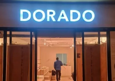 Galería de trabajos de Rótulos luminosos.